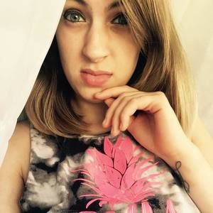 Meet your Posher, Deborah